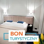 Focus Hotel 3*