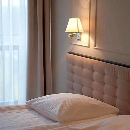 Focus Hotel 3*