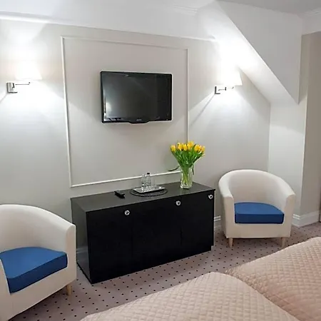 Focus Hotel 3*